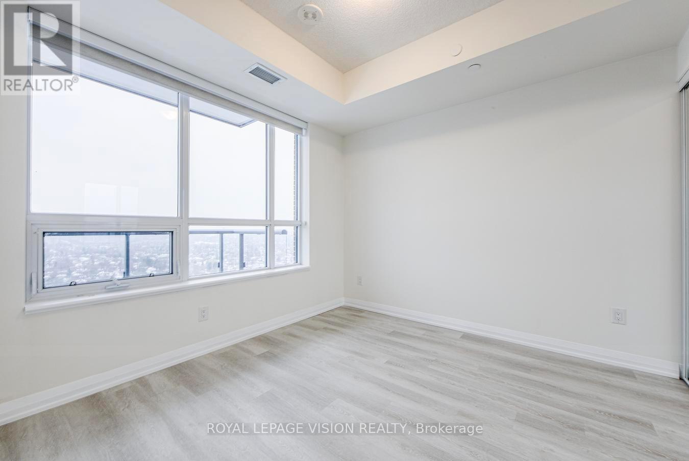 2328 - 3270 Sheppard Avenue E, Toronto, ON - Indoor Photo Showing Other Room