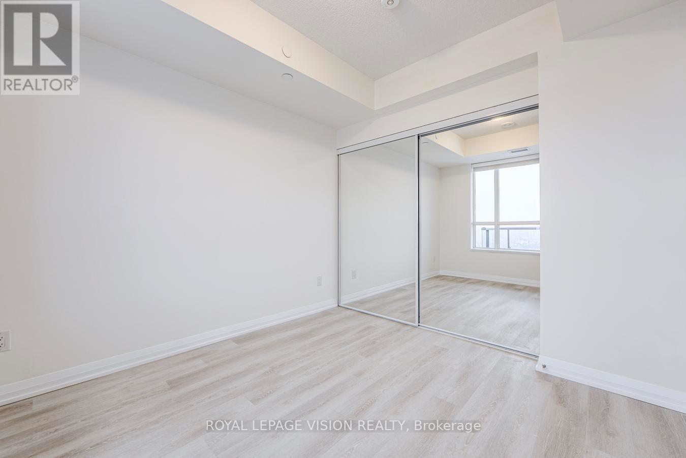 2328 - 3270 Sheppard Avenue E, Toronto, ON - Indoor Photo Showing Other Room