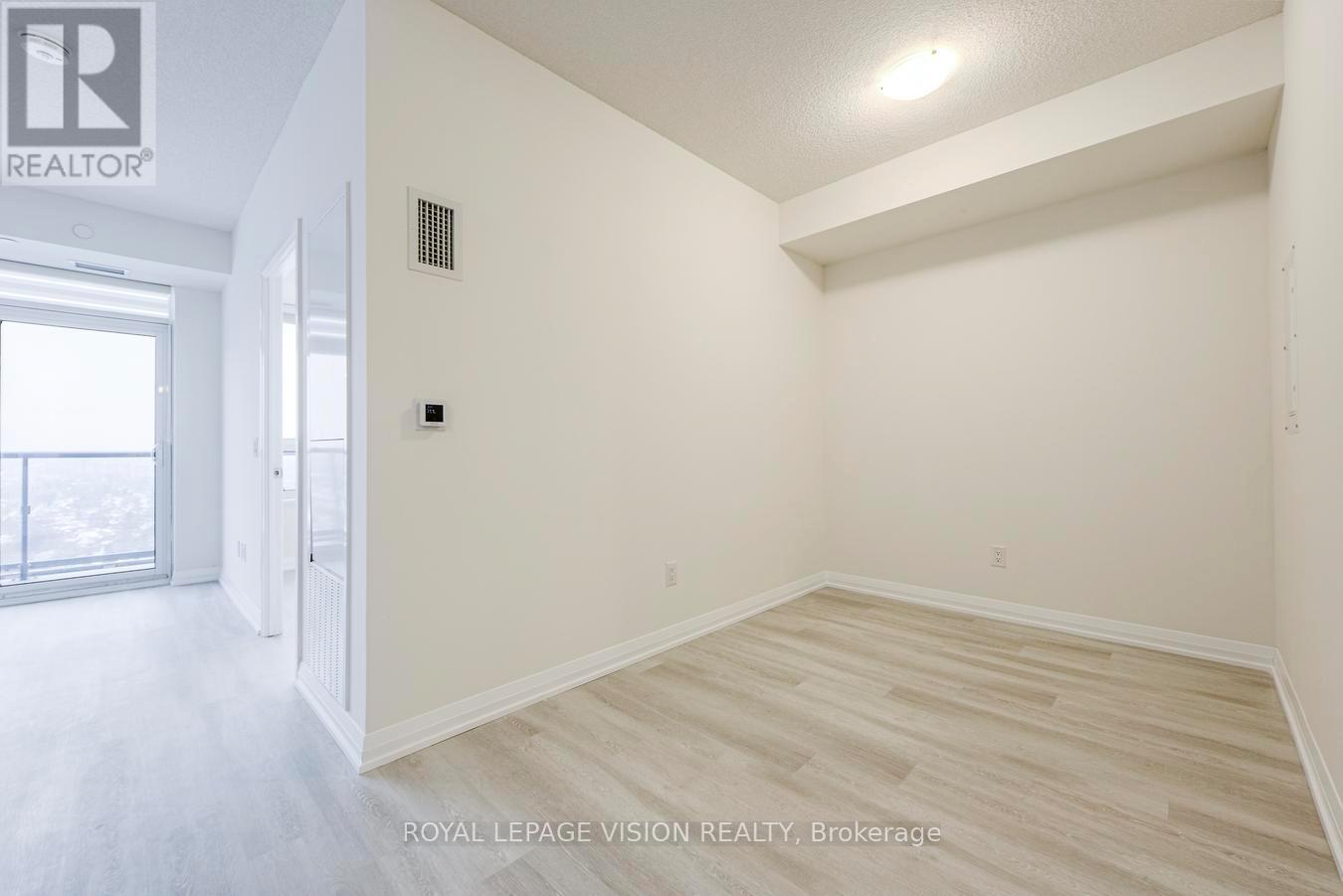 2328 - 3270 Sheppard Avenue E, Toronto, ON - Indoor Photo Showing Other Room