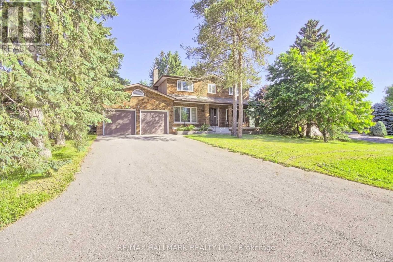 29 Rosegarden Crescent, Richmond Hill, ON - Outdoor