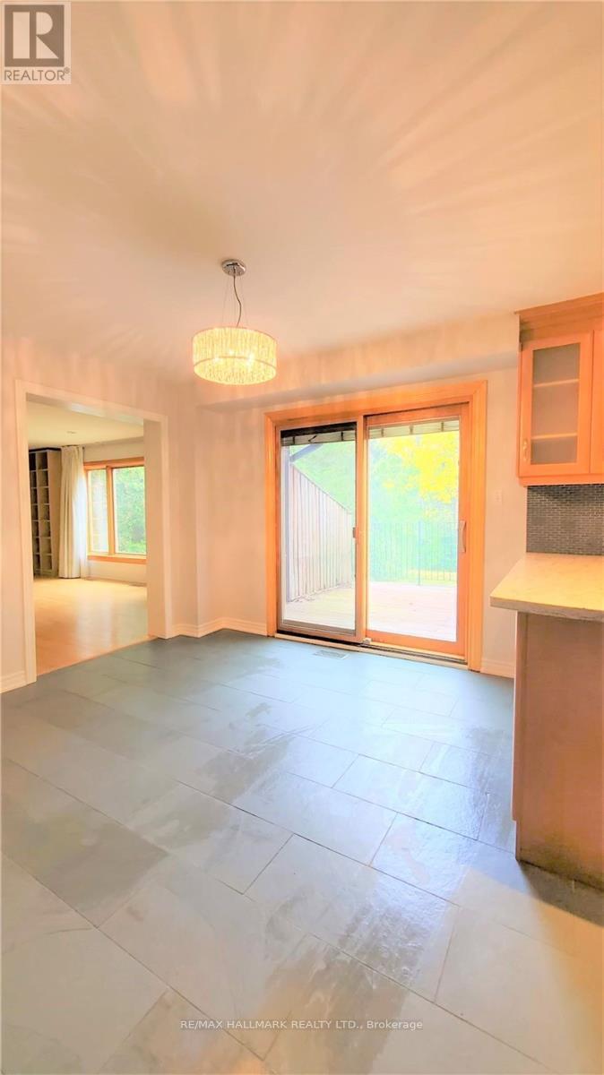 29 Rosegarden Crescent, Richmond Hill, ON - Indoor Photo Showing Other Room