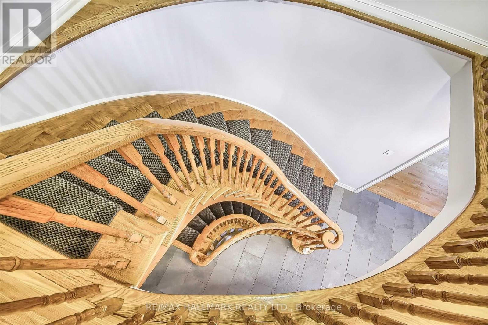 29 Rosegarden Crescent, Richmond Hill, ON - Indoor Photo Showing Other Room