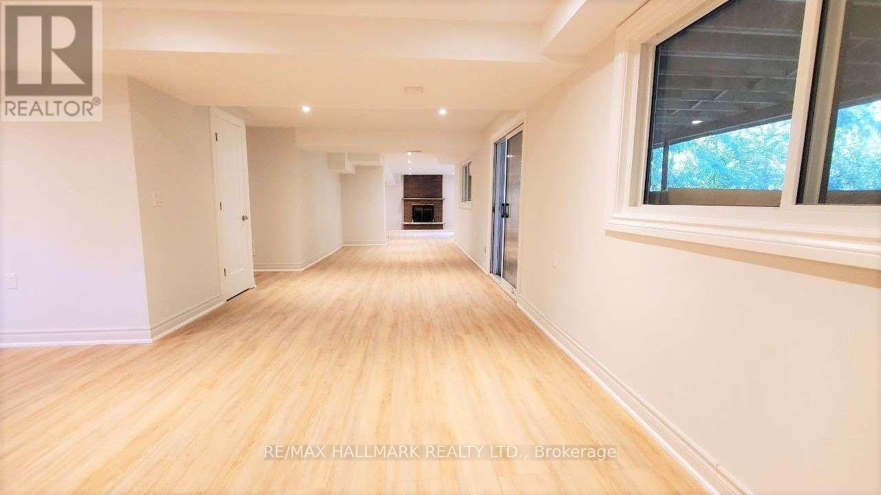 29 Rosegarden Crescent, Richmond Hill, ON - Indoor Photo Showing Other Room