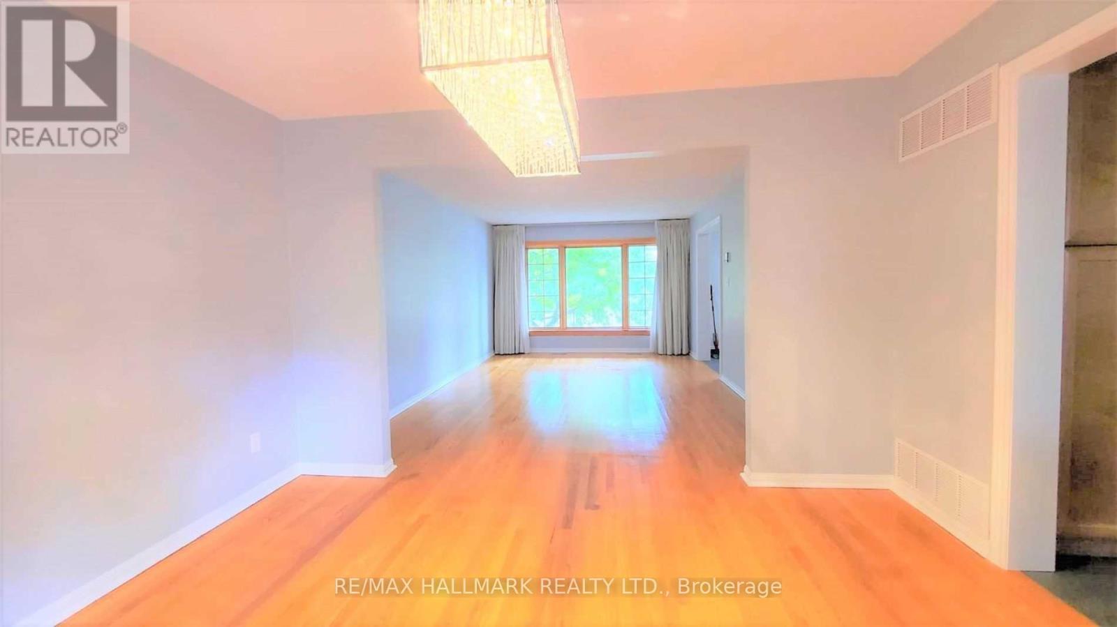 29 Rosegarden Crescent, Richmond Hill, ON - Indoor Photo Showing Other Room