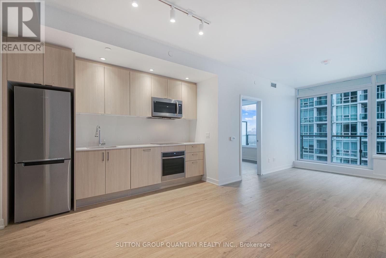 1706 - 1926 Lake Shore Boulevard W, Toronto, ON - Indoor Photo Showing Kitchen