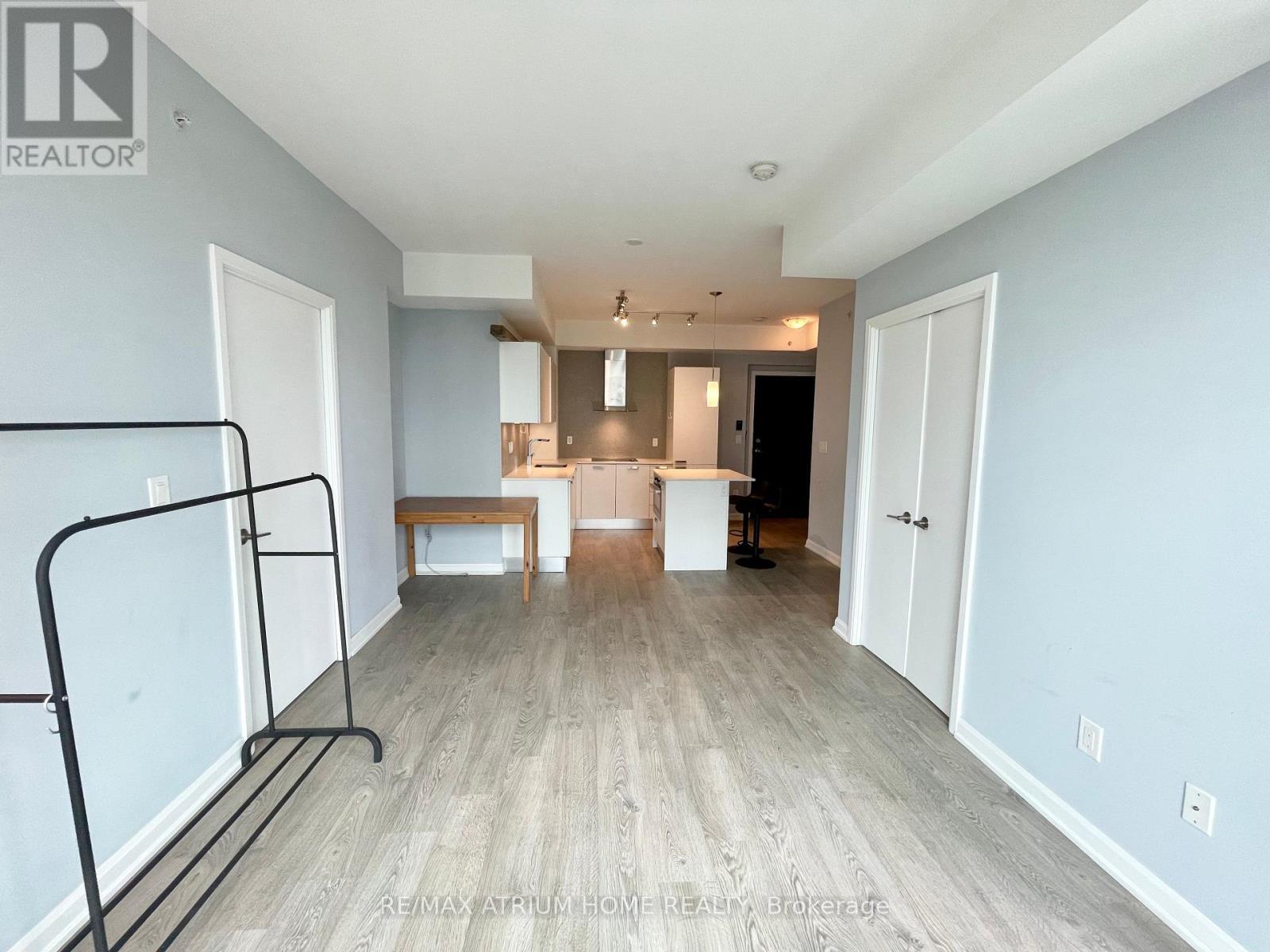 3209 - 9 Bogert Avenue, Toronto, ON - Indoor