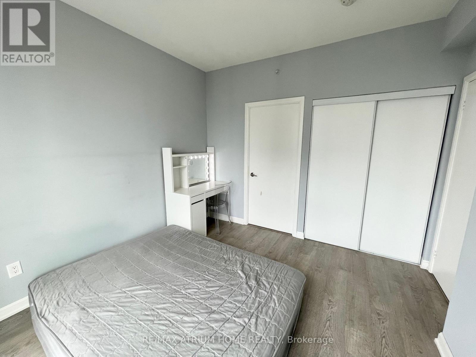 3209 - 9 Bogert Avenue, Toronto, ON - Indoor Photo Showing Bedroom