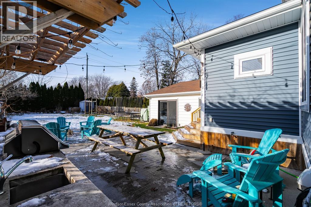 41 Fox Street, Leamington, ON - Outdoor With Deck Patio Veranda