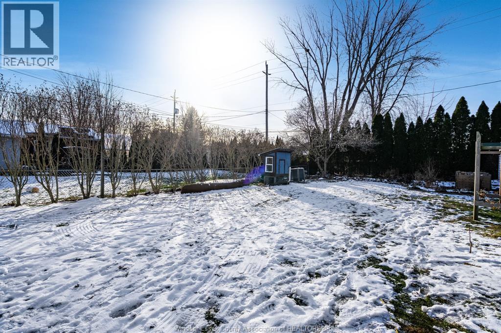 41 Fox Street, Leamington, ON - Outdoor