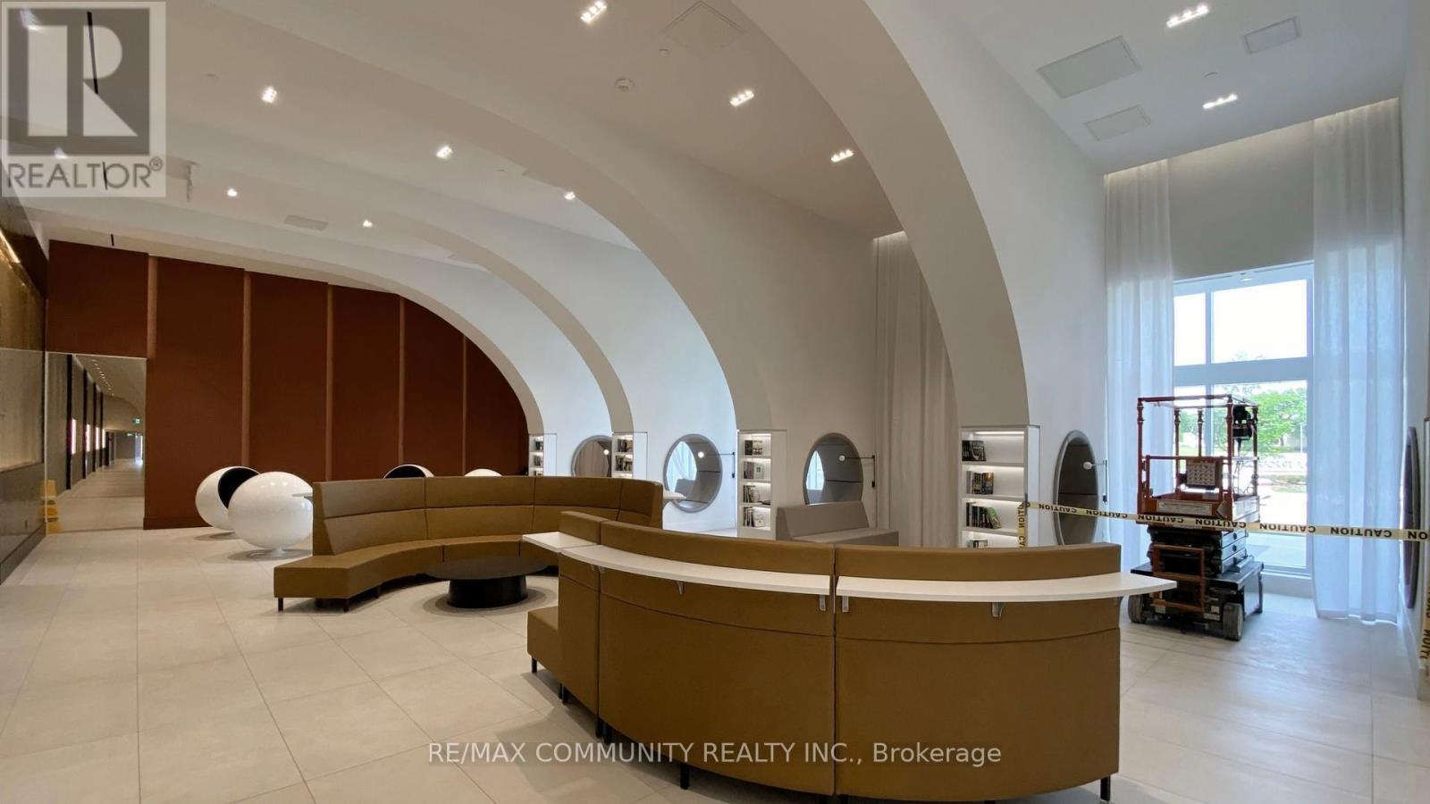 1003 - 2033 Kennedy Road, Toronto, ON - Indoor Photo Showing Other Room