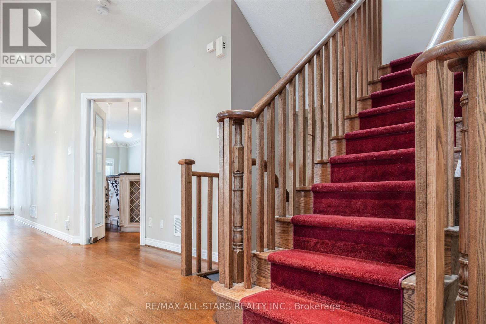 458 Guildwood Parkway, Toronto, ON - Indoor Photo Showing Other Room