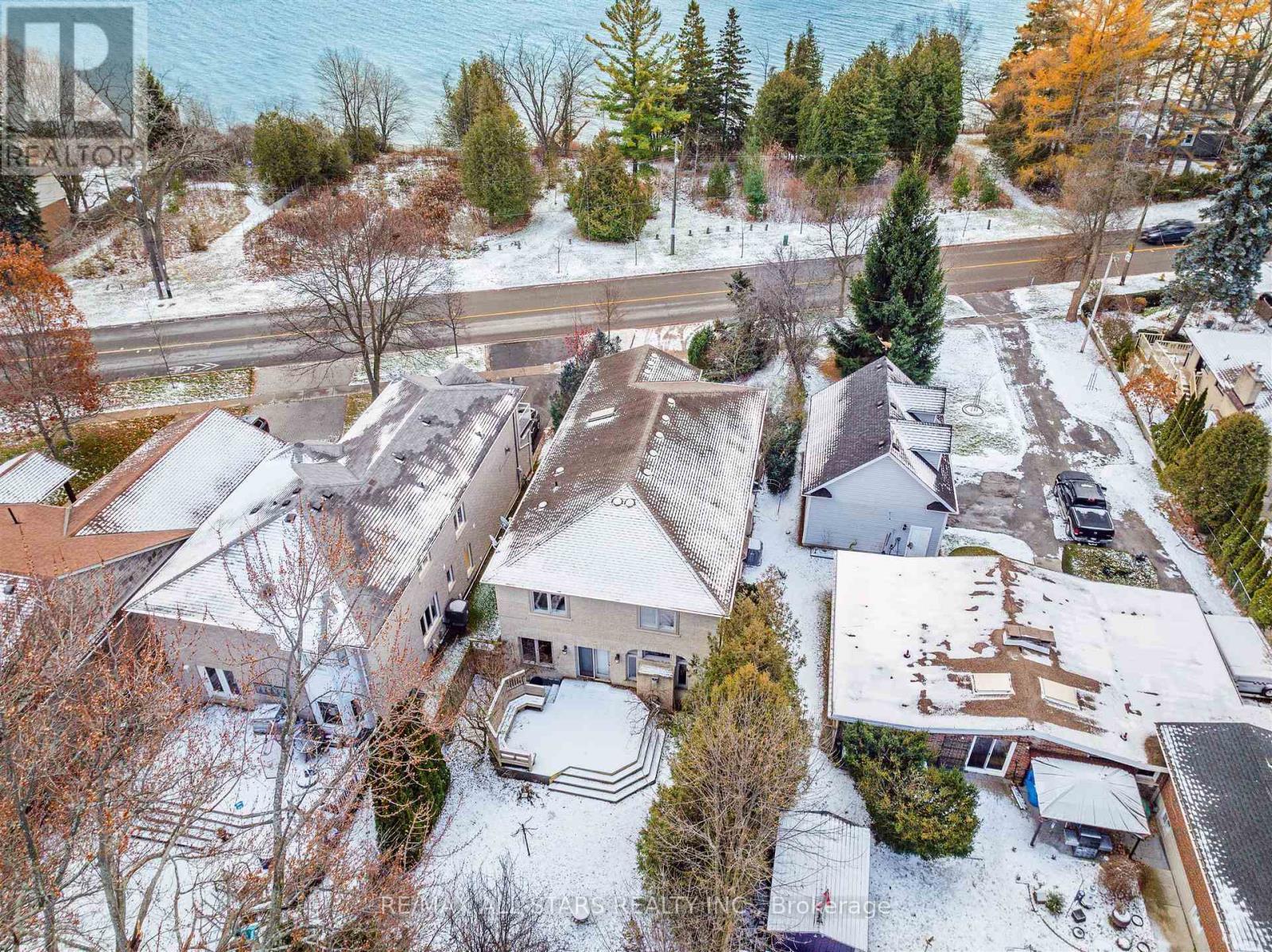 458 Guildwood Parkway, Toronto, ON - Outdoor With View