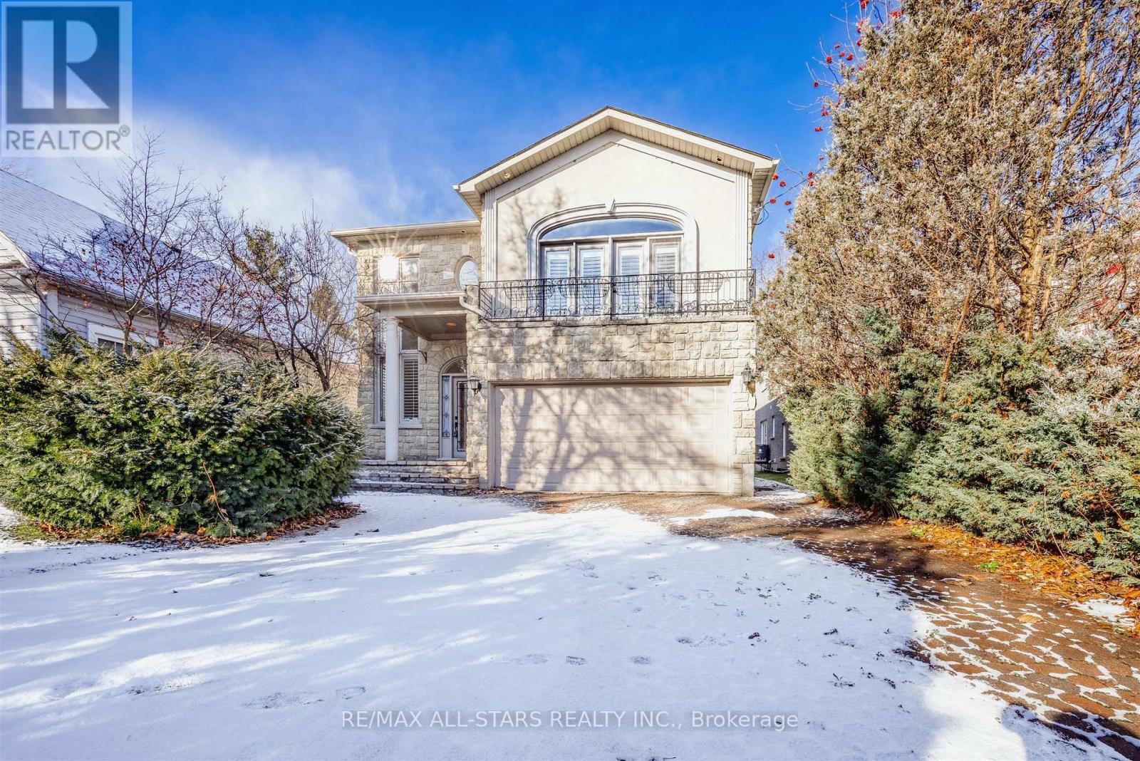458 Guildwood Parkway, Toronto, ON - Outdoor