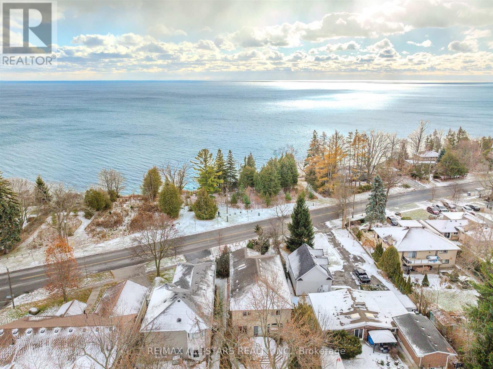 Directly across from Lake Ontario and the TRCA - 458 Guildwood Parkway, Toronto, ON - Outdoor With Body Of Water With View