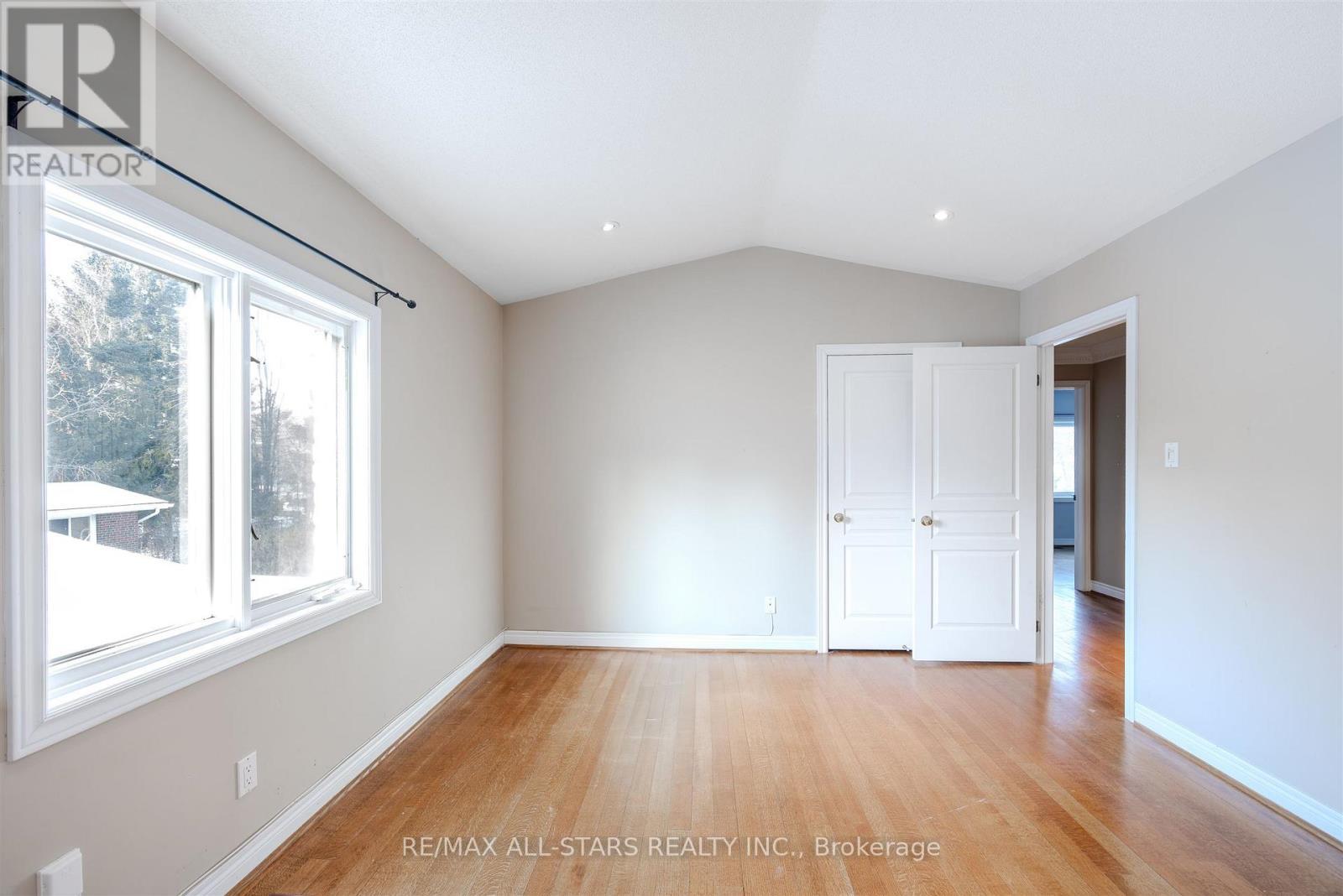 458 Guildwood Parkway, Toronto, ON - Indoor Photo Showing Other Room