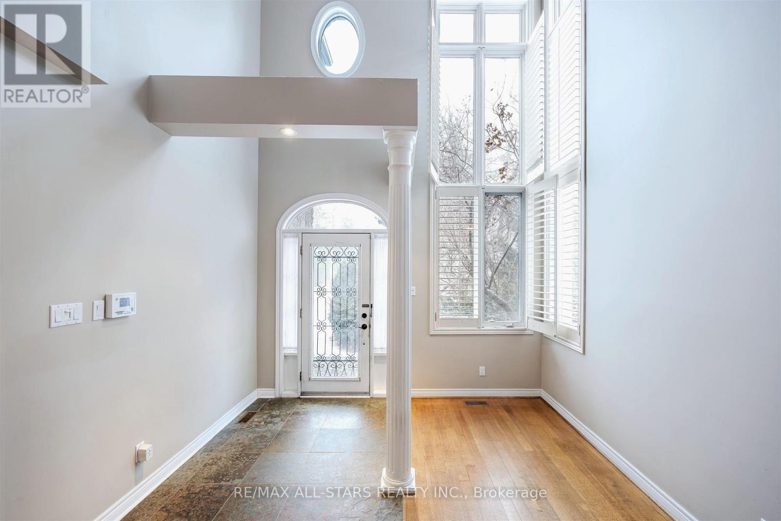 458 Guildwood Parkway, Toronto, ON - Indoor Photo Showing Other Room
