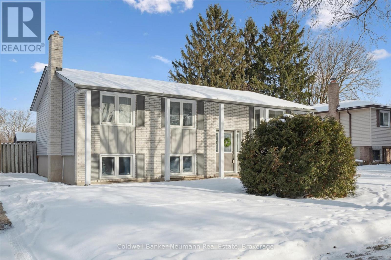 150 Applewood Crescent, Guelph (Junction/Onward Willow), ON - Outdoor