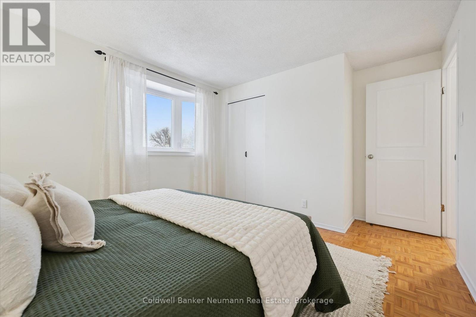 150 Applewood Crescent, Guelph (Junction/Onward Willow), ON - Indoor Photo Showing Bedroom