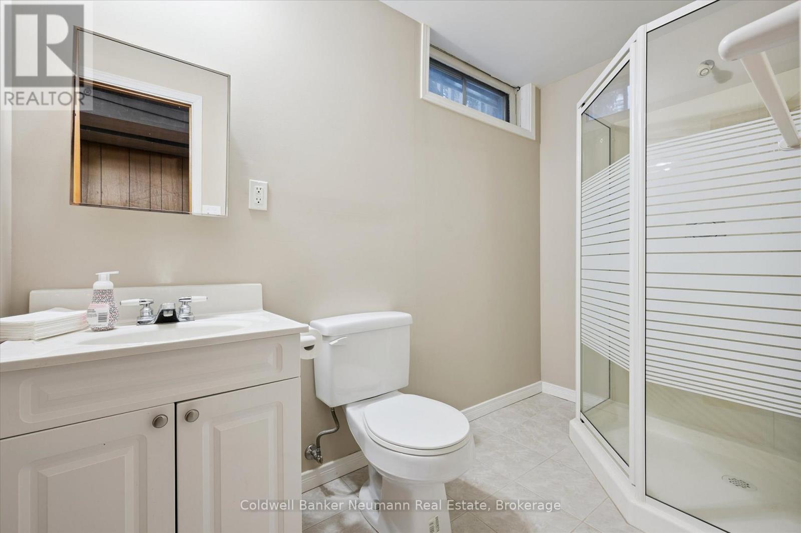 150 Applewood Crescent, Guelph (Junction/Onward Willow), ON - Indoor Photo Showing Bathroom