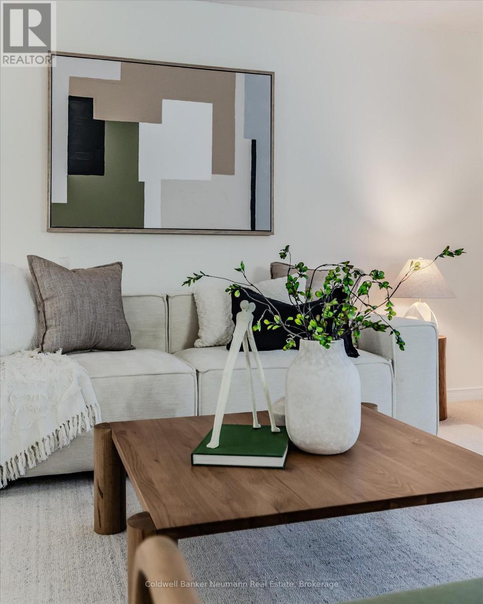 150 Applewood Crescent, Guelph (Junction/Onward Willow), ON - Indoor