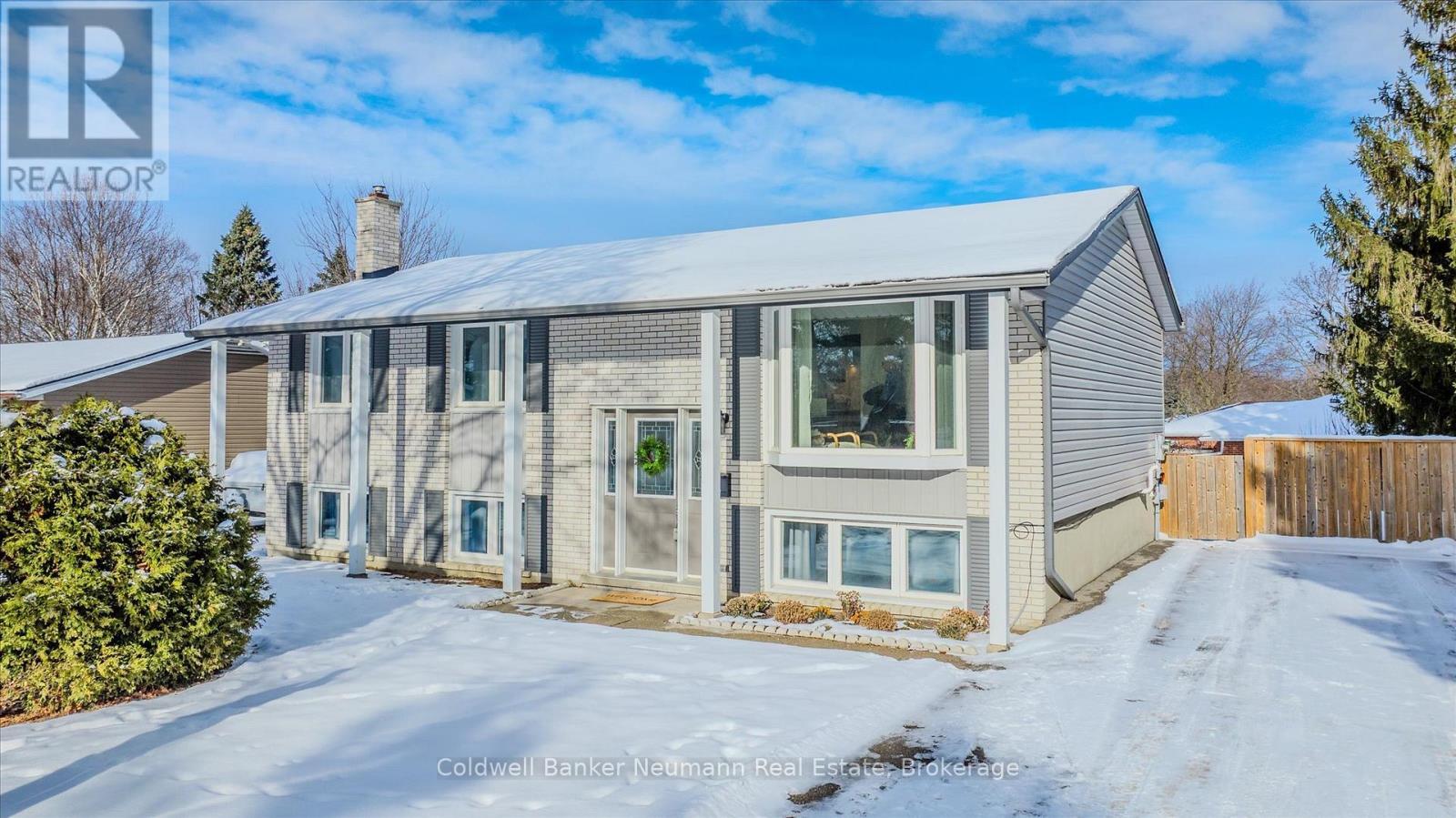 150 Applewood Crescent, Guelph (Junction/Onward Willow), ON - Outdoor