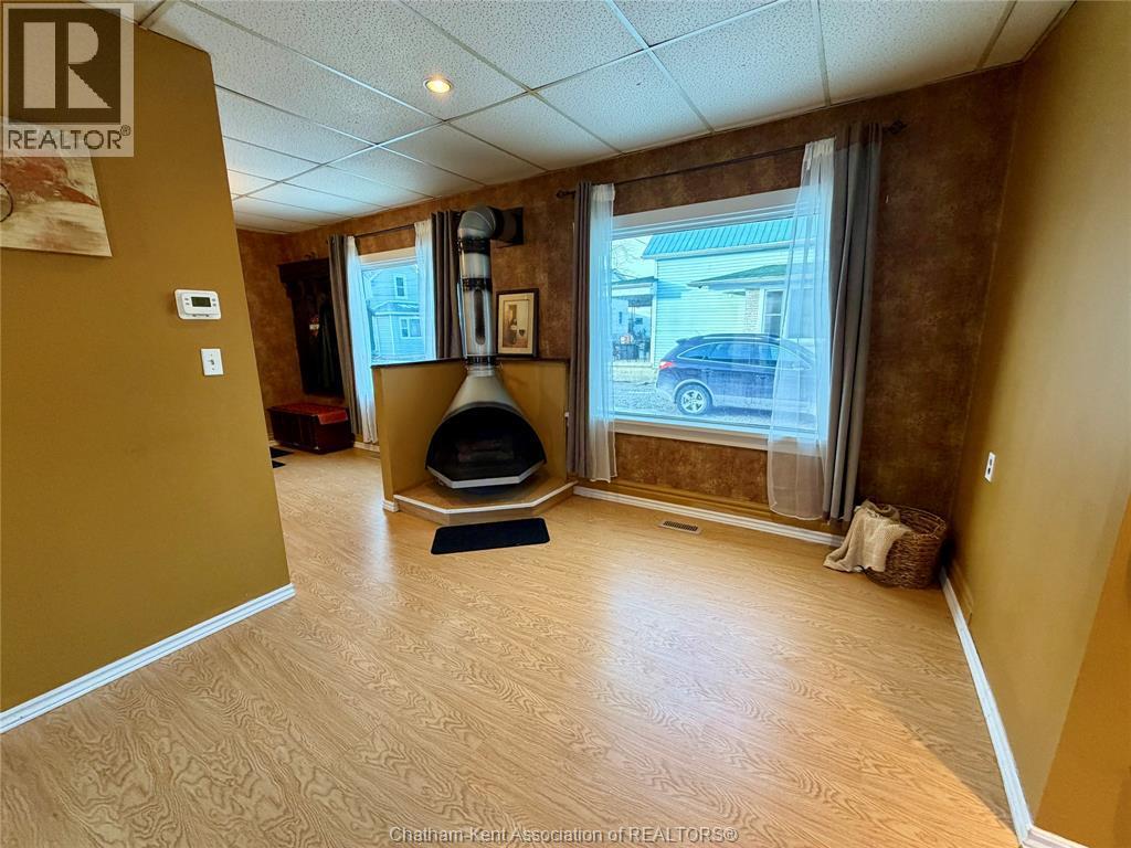 37 Foster Street, Chatham, ON - Indoor Photo Showing Other Room