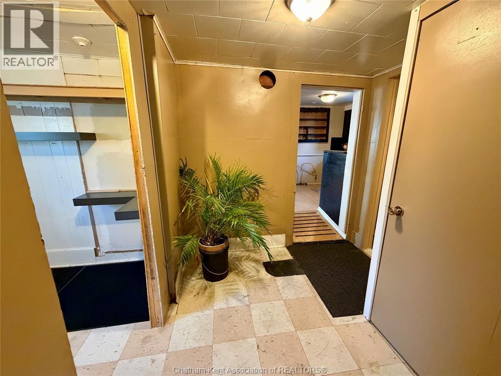 37 Foster Street, Chatham, ON - Indoor Photo Showing Other Room