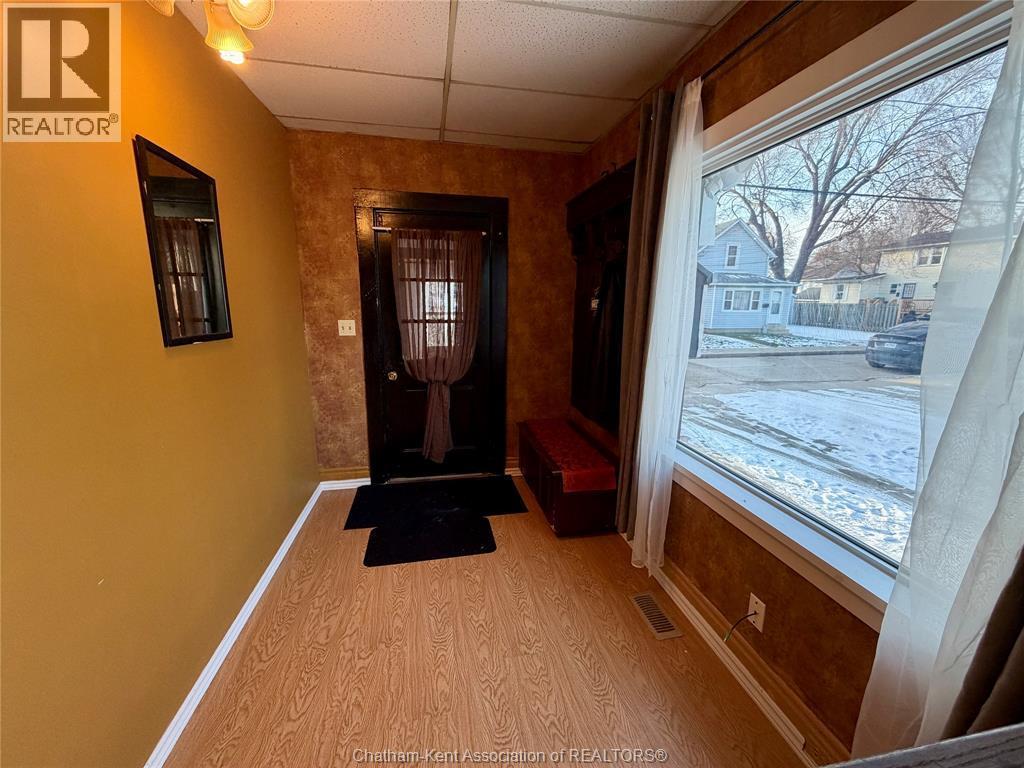 37 Foster Street, Chatham, ON - Indoor Photo Showing Other Room