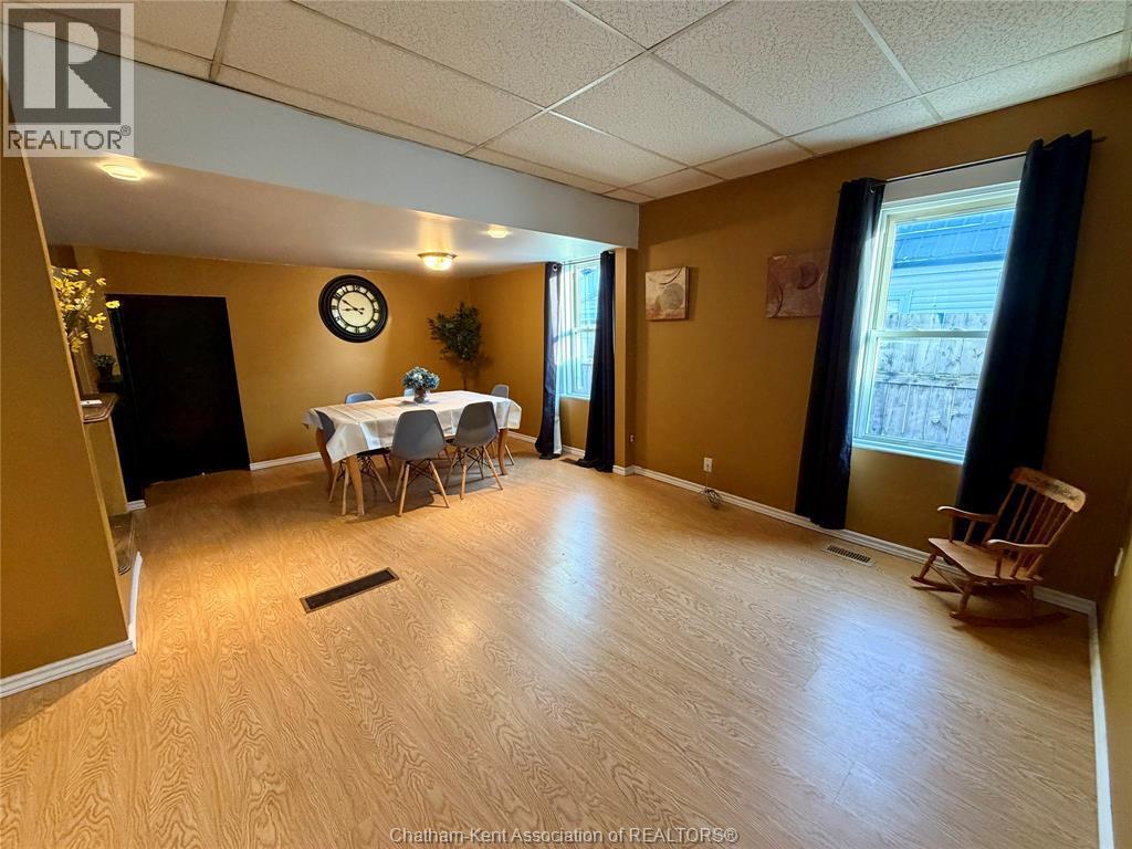 37 Foster Street, Chatham, ON - Indoor