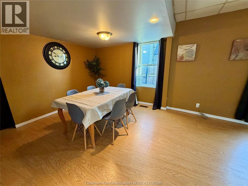 37 Foster Street, Chatham, ON - Indoor Photo Showing Dining Room