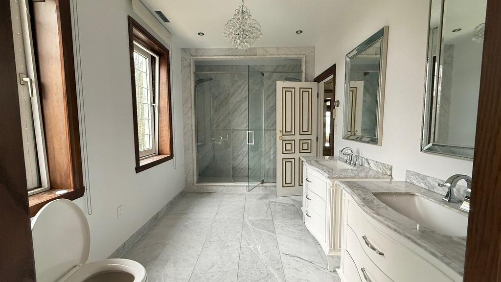 Salle de bains attenante à la CCP - 8855 Boul. Gouin E., Montréal (Rivière-Des-Prairies/Pointe-Aux-Trembles), QC - Indoor Photo Showing Bathroom