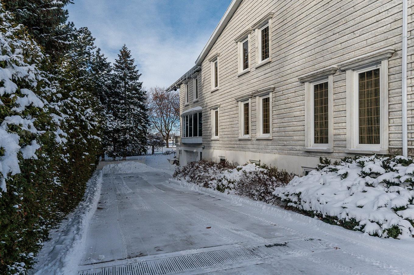 Exterior - 8855 Boul. Gouin E., Montréal (Rivière-Des-Prairies/Pointe-Aux-Trembles), QC - Outdoor