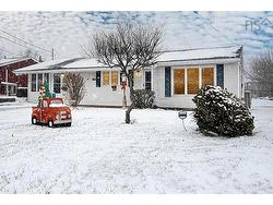 5 Rannoch Road Dartmouth, NS B2X 1J6