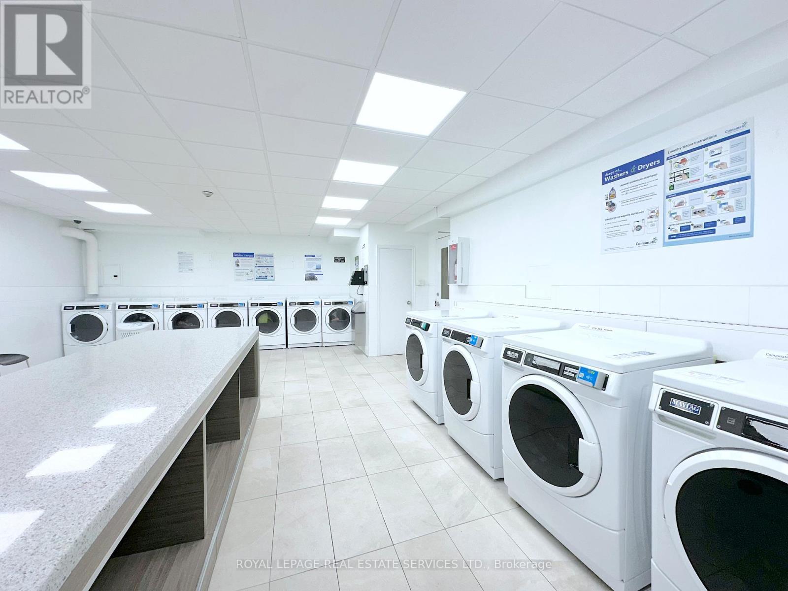 902 - 12 Rockford Road, Toronto, ON