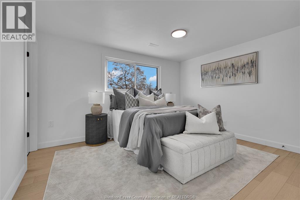2250 Moy, Windsor, ON - Indoor Photo Showing Bedroom