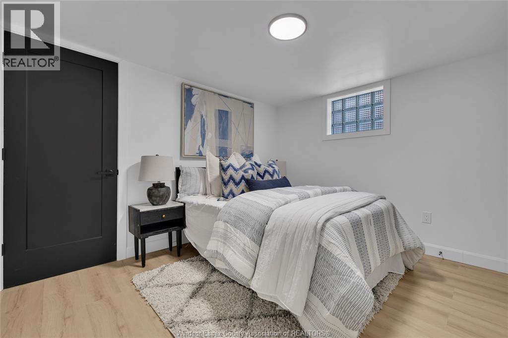 2250 Moy, Windsor, ON - Indoor Photo Showing Bedroom