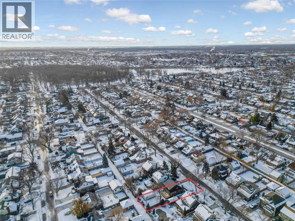 2250 Moy, Windsor, ON - Outdoor With View