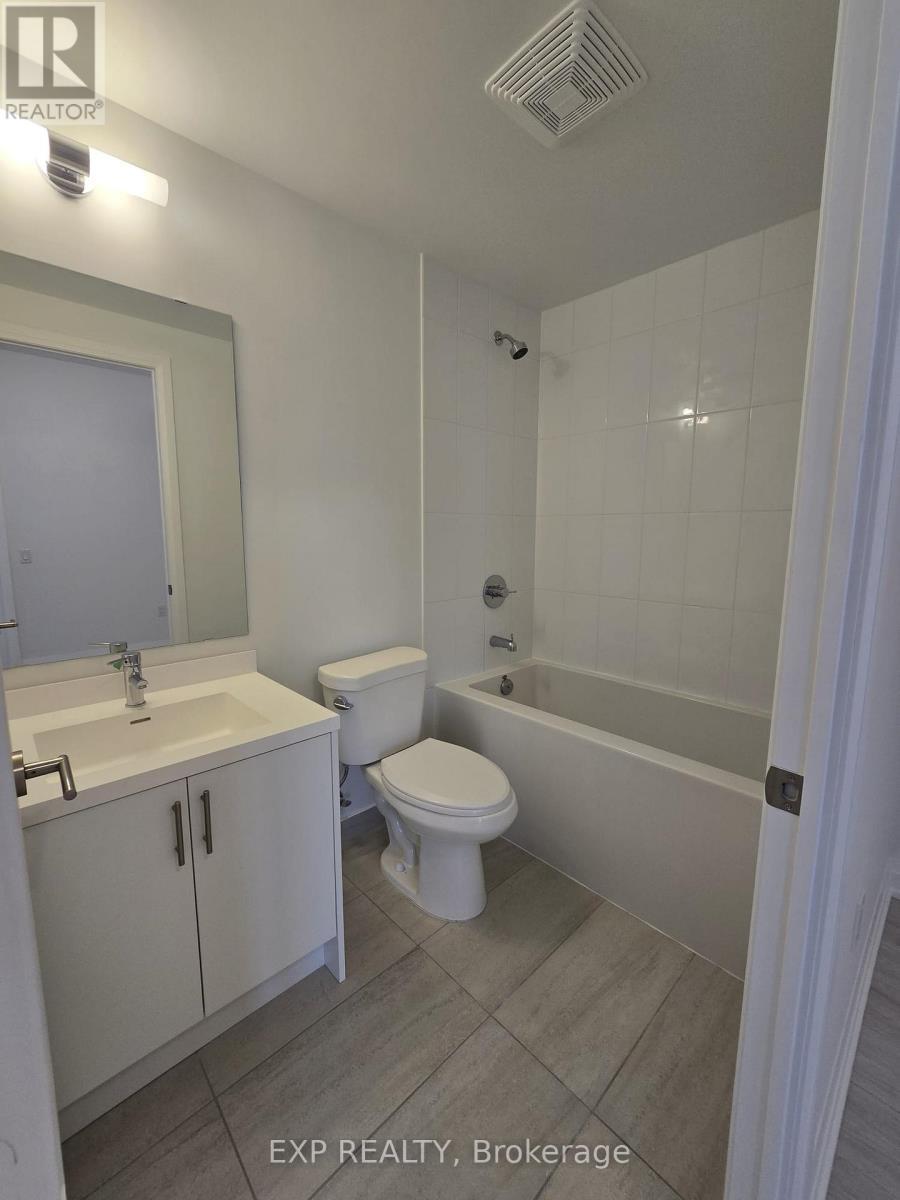 419 - 412 Silver Maple Road, Oakville, ON - Indoor Photo Showing Bathroom