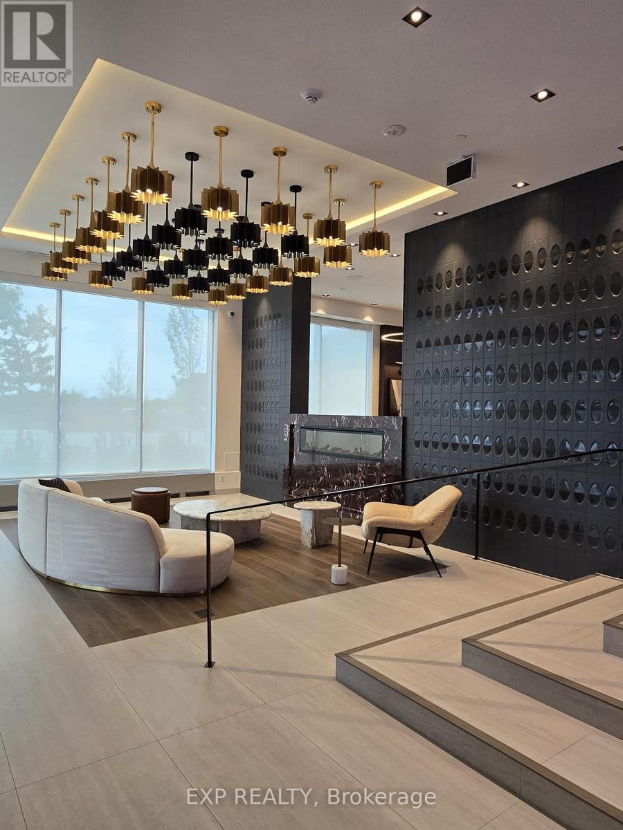 419 - 412 Silver Maple Road, Oakville, ON - Indoor Photo Showing Other Room