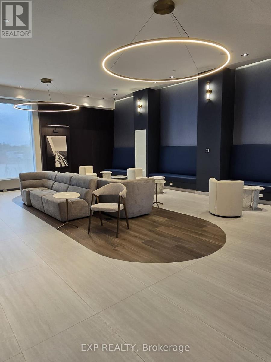 419 - 412 Silver Maple Road, Oakville, ON - Indoor Photo Showing Other Room