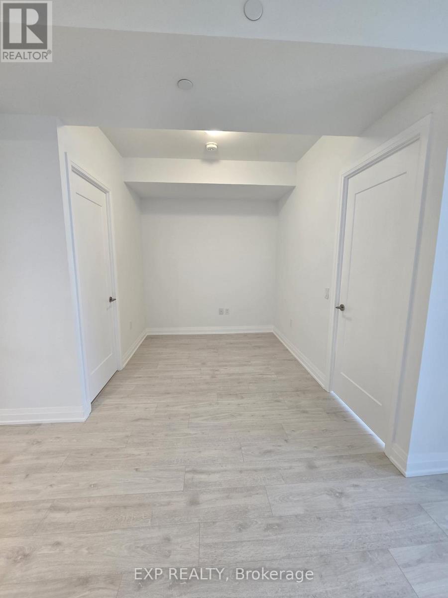 419 - 412 Silver Maple Road, Oakville, ON - Indoor Photo Showing Other Room