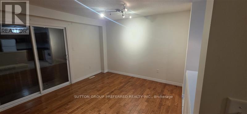 5 - 1059 Whetherfield Street, London North (North M), ON - Indoor Photo Showing Other Room