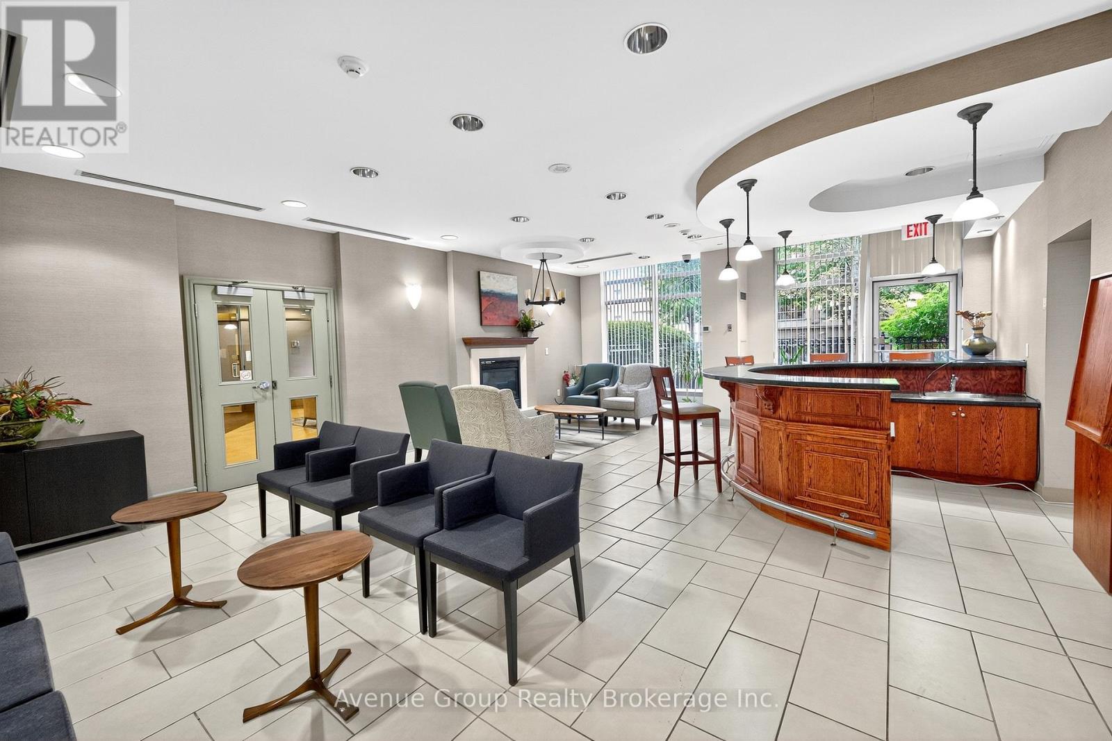 714 - 19 Barberry Place, Toronto, ON - Indoor