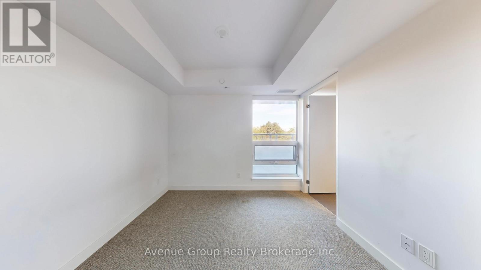 305 - 120 Varna Drive, Toronto, ON - Indoor Photo Showing Other Room