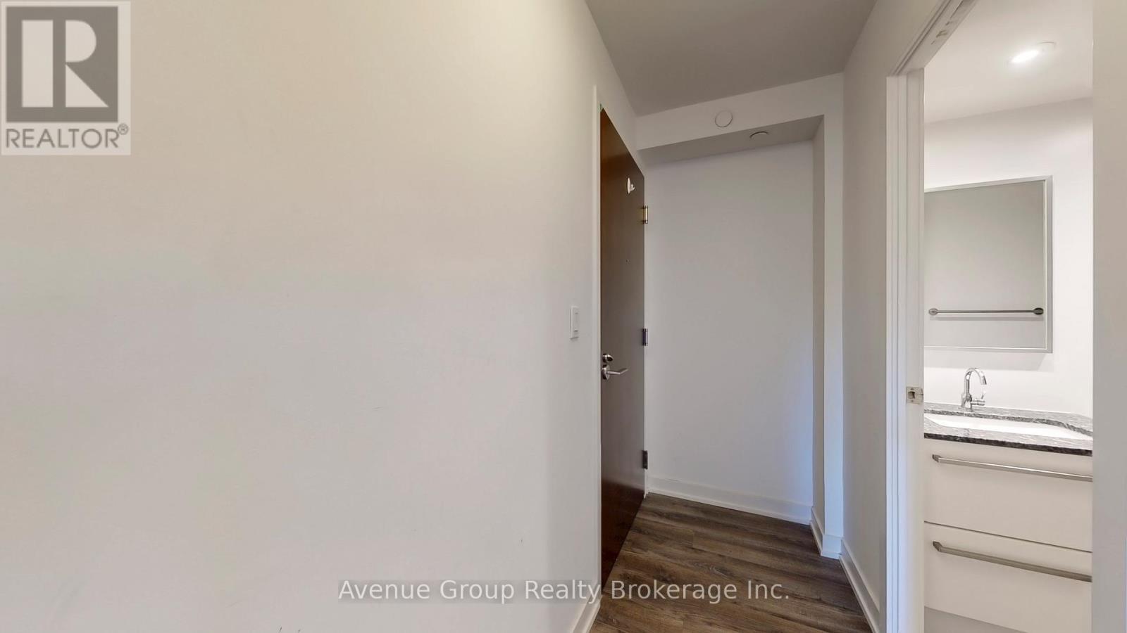 305 - 120 Varna Drive, Toronto, ON - Photo Showing Other Room
