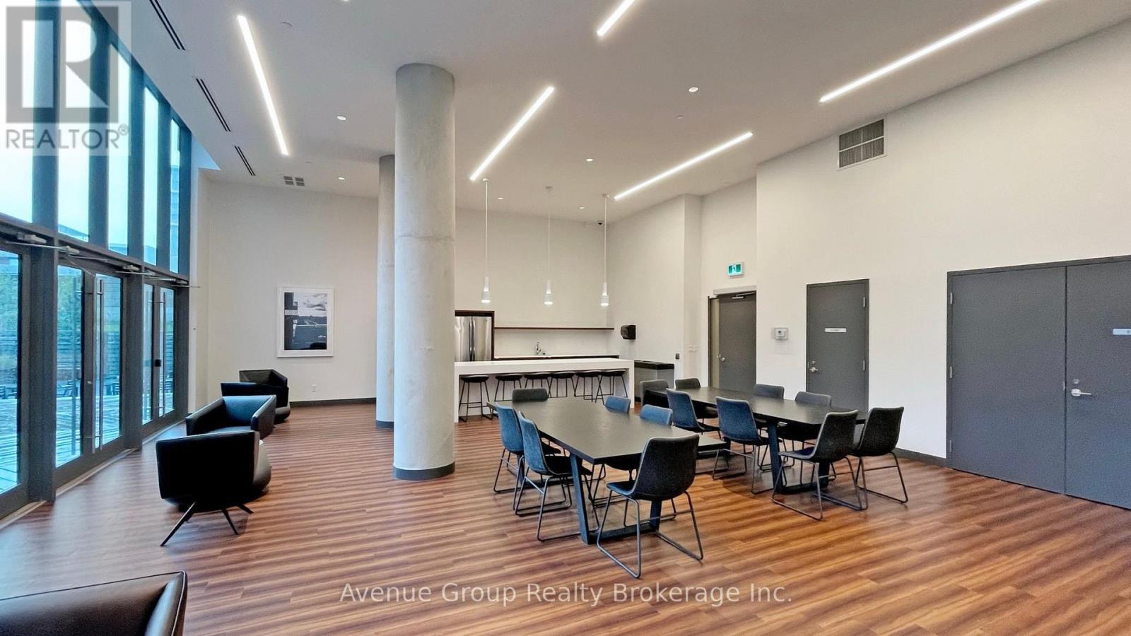 305 - 120 Varna Drive, Toronto, ON - Indoor