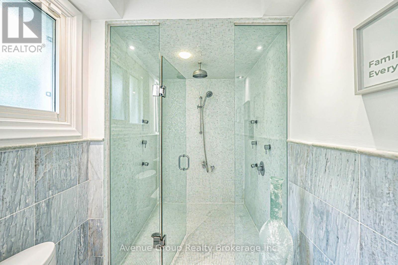 115 Alamosa Drive, Toronto, ON - Indoor Photo Showing Bathroom