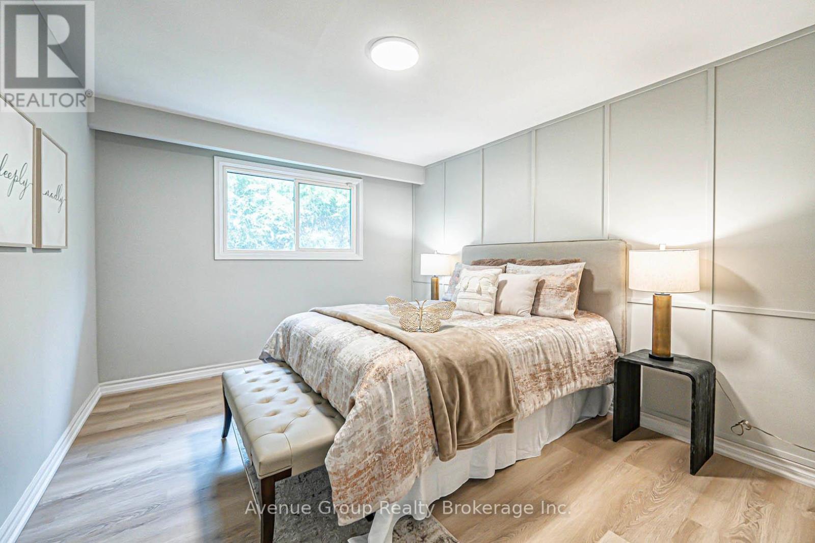115 Alamosa Drive, Toronto, ON - Indoor Photo Showing Bedroom