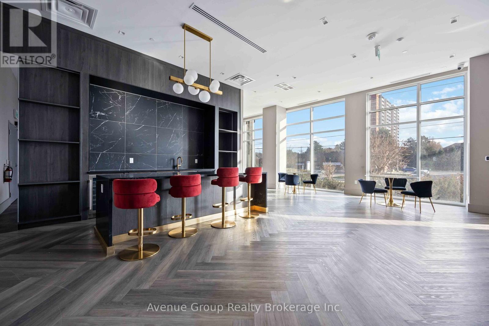 218 - 3220 Sheppard Avenue E, Toronto, ON - Indoor Photo Showing Other Room