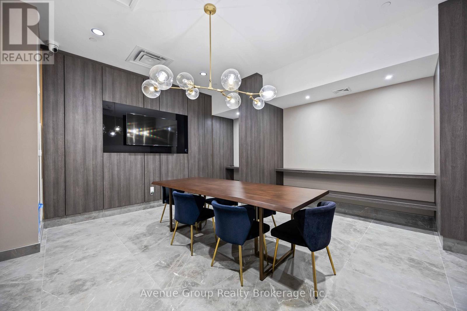 218 - 3220 Sheppard Avenue E, Toronto, ON - Indoor Photo Showing Other Room